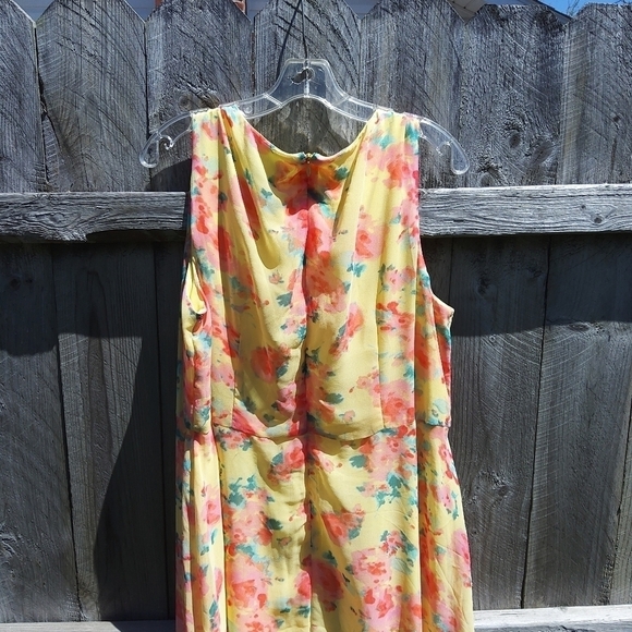 CHETTA B SIZE 16 YELLOW FLORAL DRESS - Picture 4 of 6